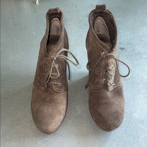 Jessica Simpson Brown Lace Up Boots